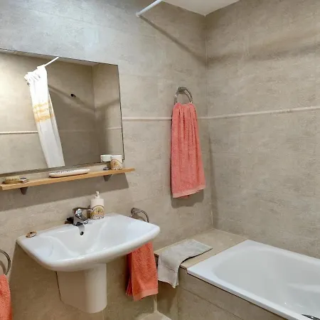 Large Floor With Communal Pool Tossa de Mar